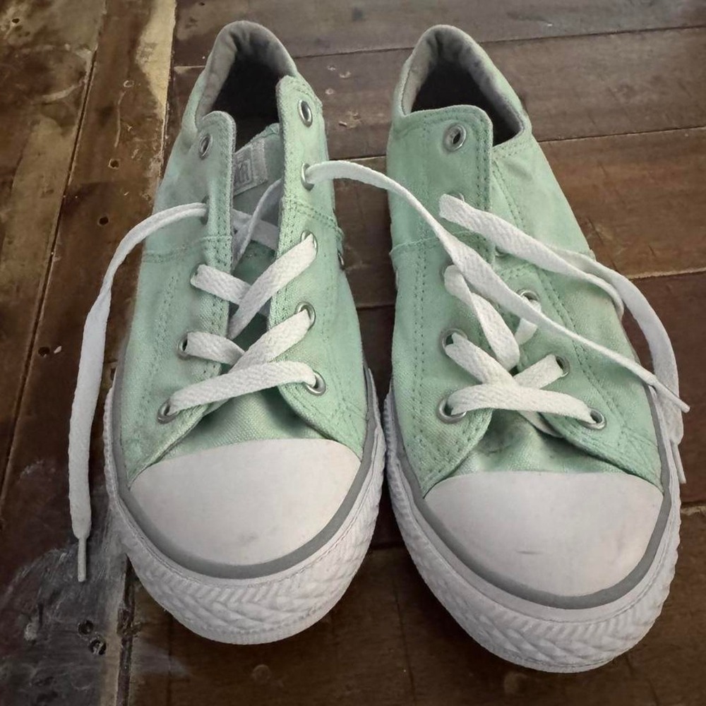 Converse Chuck Taylor All Star Low Top Mint Green Sneakers Kids Size 4 658988F